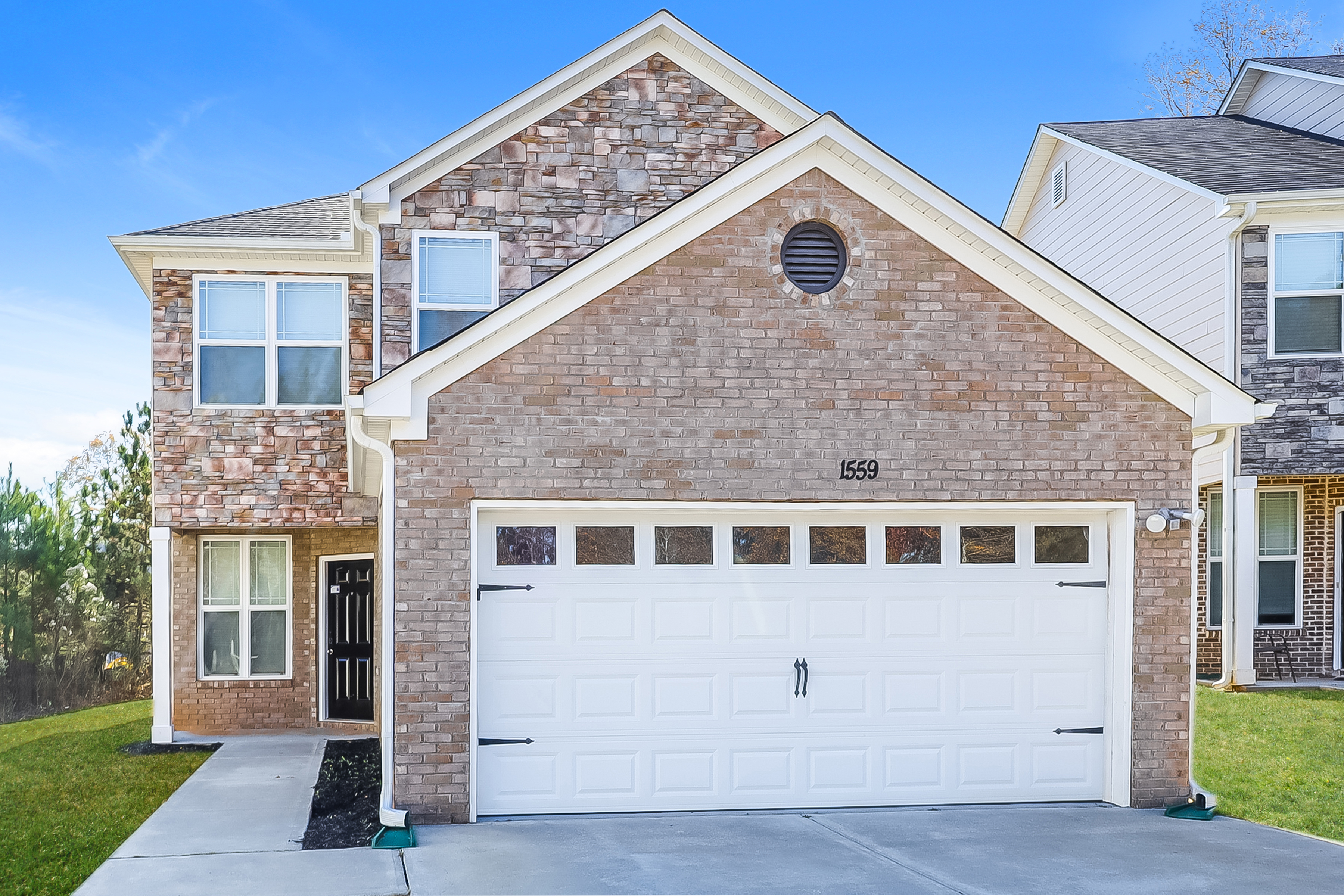 1559 PERSIMMON TRCE MORROW, GA 30260